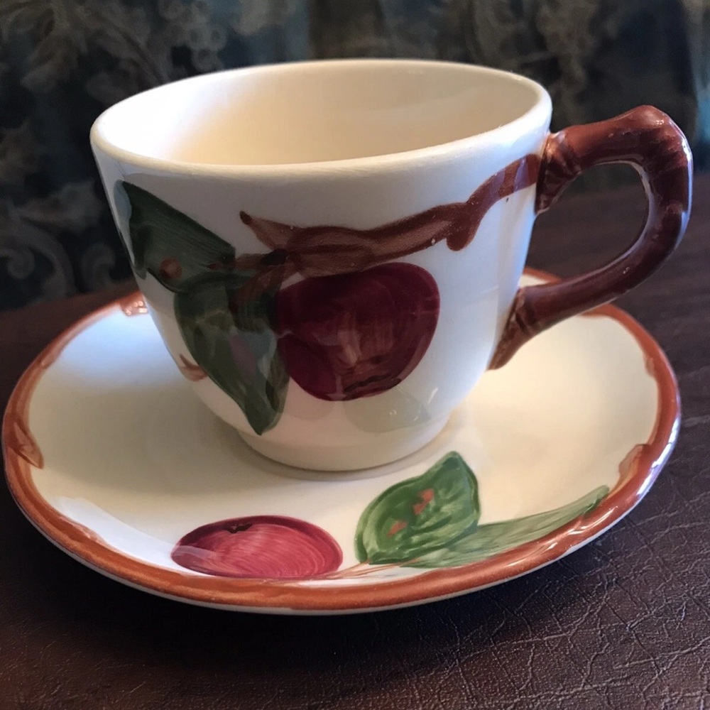Vintage Franciscan Tea/ Coffee Cup and Saucer Apple pattern - No flaws!